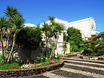 Strogili - Adults Only