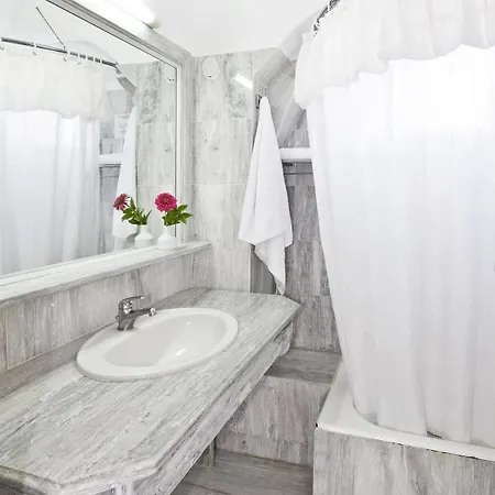 Strogili - Adults Only 4*