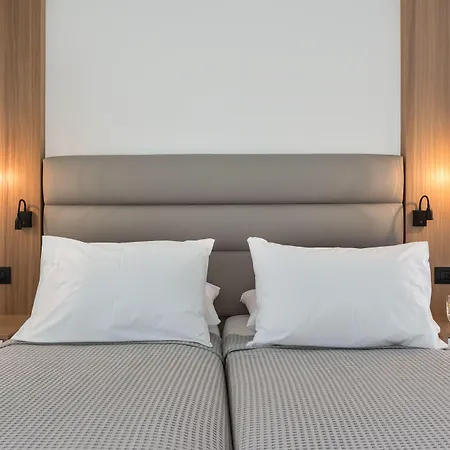 Hotel Strogili - Adults Only