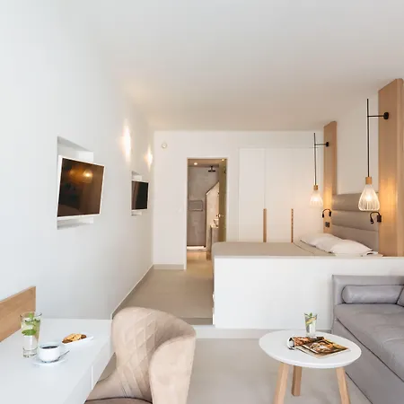 Hotel Strogili - Adults Only Kamári