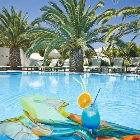 Strogili - Adults Only Kamári